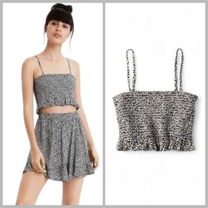 American Eagle Black & White Fitted Smocked Ruffled Cami Women's Medium